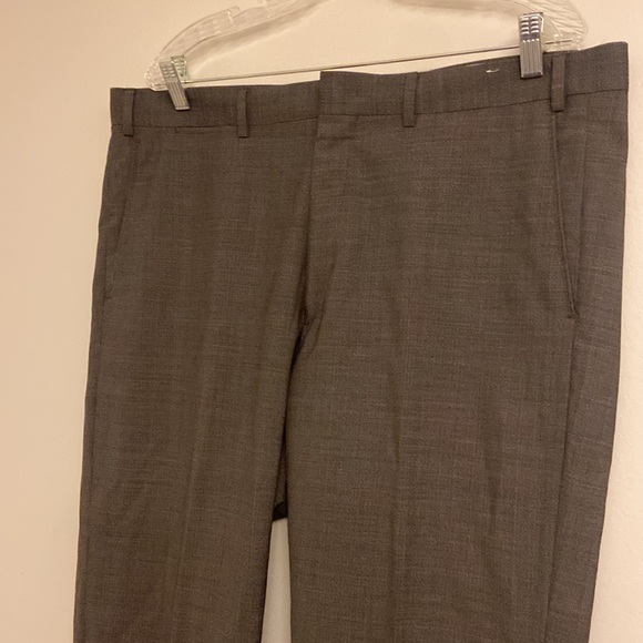 Saks Fifth Ave Men’s Trim Fit Suit 44 L Pants 37 - Picture 13 of 15